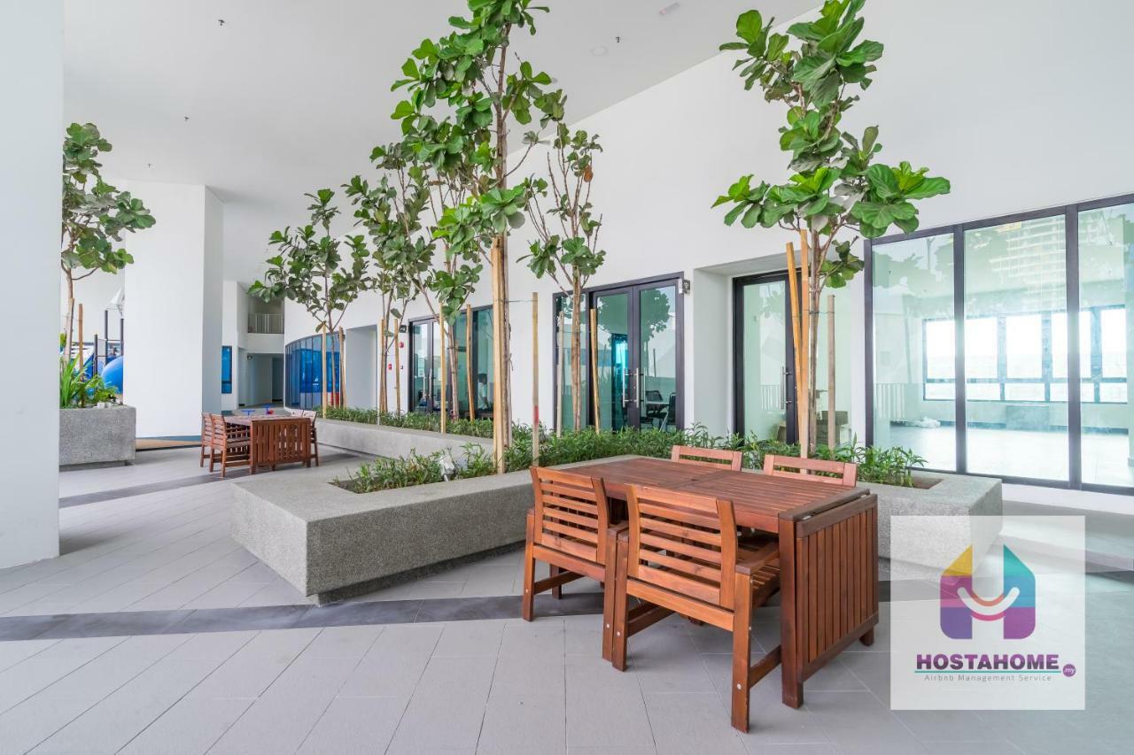Hostahome Suites At I-City, Central Mall Shah Alam Exterior photo